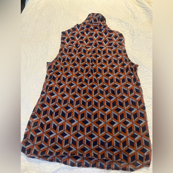 Eden and Olivia Blouse - Picture 4 of 4